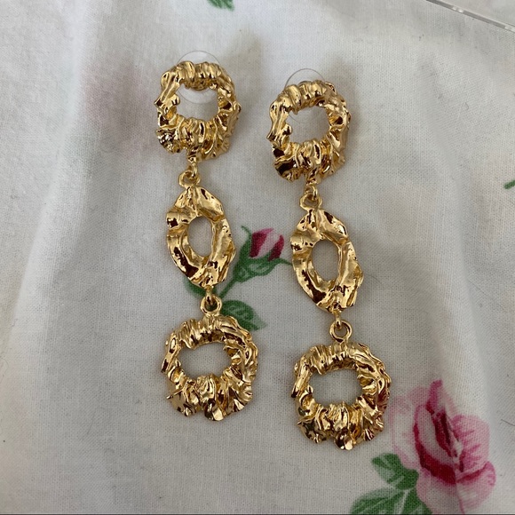 Earnings - Picture 6 of 15